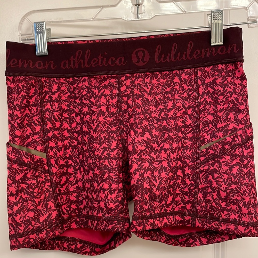 Lululemon what the sport shorts size 6